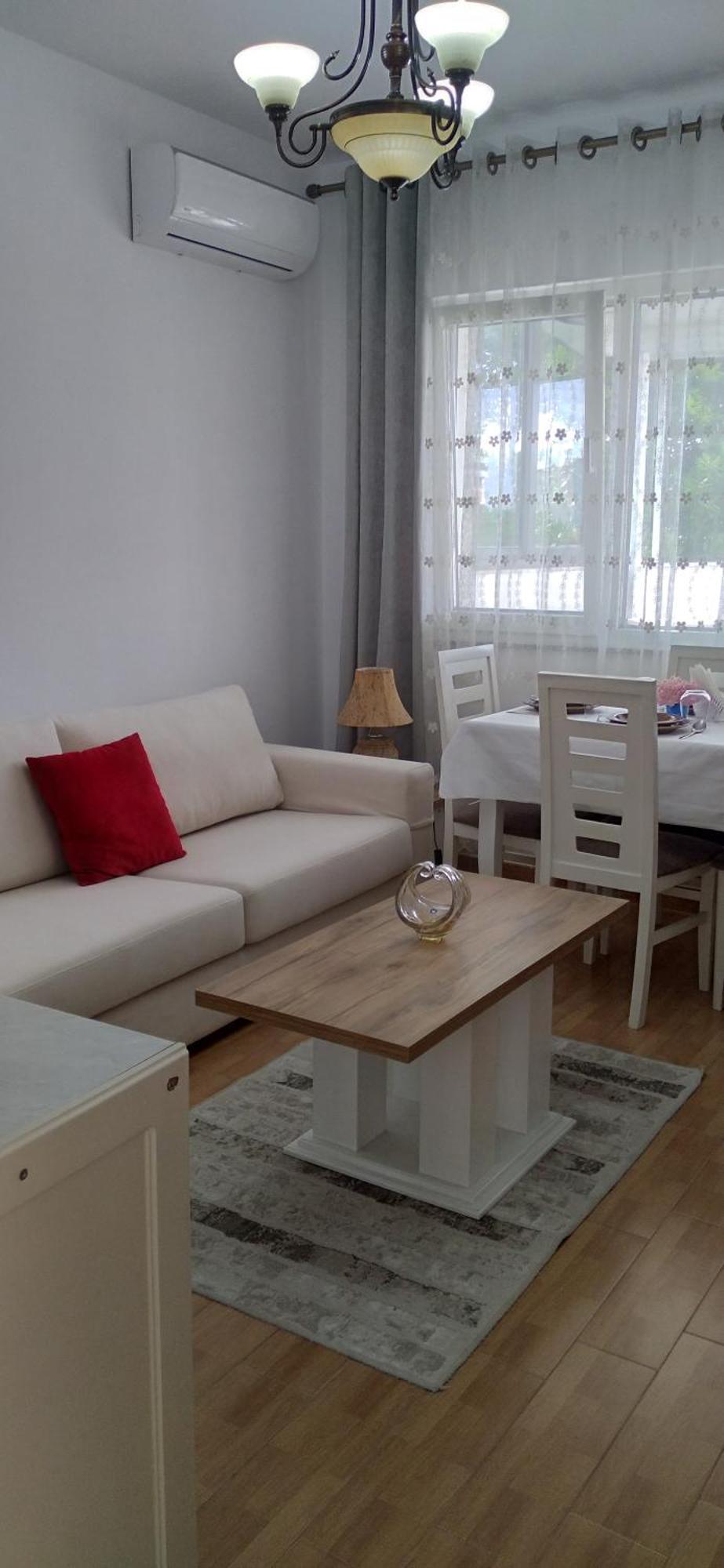 Vila Nela Shkodër Exteriör bild