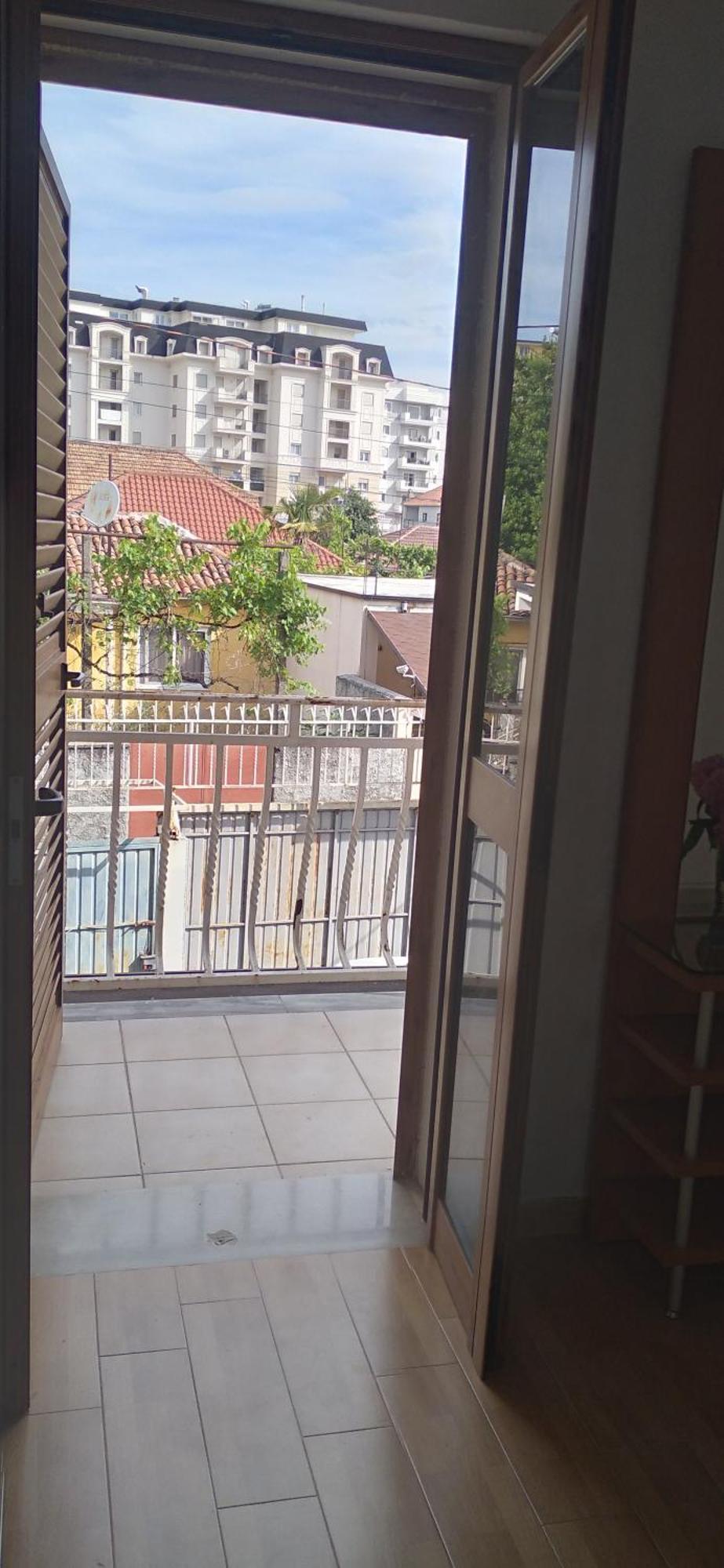 Vila Nela Shkodër Exteriör bild