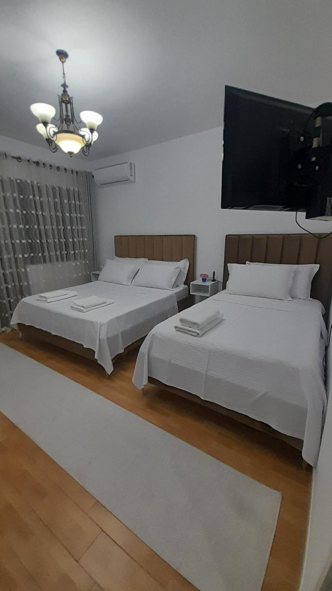 Vila Nela Shkodër Exteriör bild
